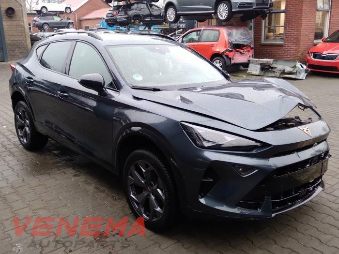 Cupra Formentor 1.5 e-Hybrid VZ 16V Épave (2025, Métallisé)