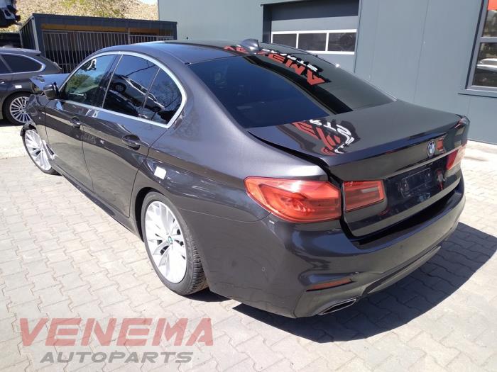 BMW 5 serie 540d xDrive 3.0 TwinPower Turbo 24V Épave (2019, Métallisé, Gris)