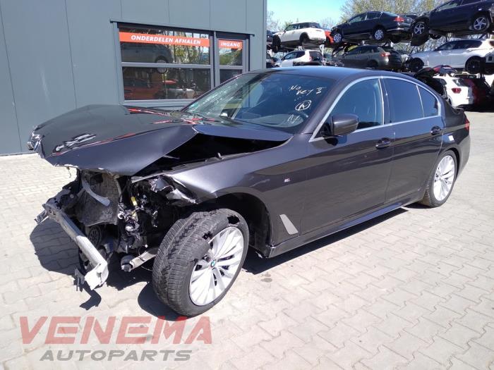 BMW 5 serie 540d xDrive 3.0 TwinPower Turbo 24V Épave (2019, Métallisé, Gris)
