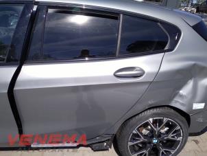 BMW 1 serie 120 1.5 TwinPower Turbo 12V Épave (2025, Métallisé, Gris)