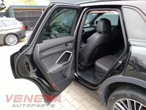 Audi Q3 1.4 45 TFSI e 16V Épave (2023, Métallisé, Noir)