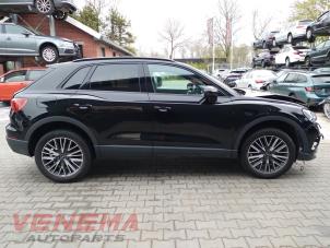 Audi Q3 1.4 45 TFSI e 16V Épave (2023, Métallisé, Noir)