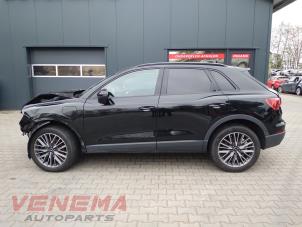 Audi Q3 1.4 45 TFSI e 16V Épave (2023, Métallisé, Noir)