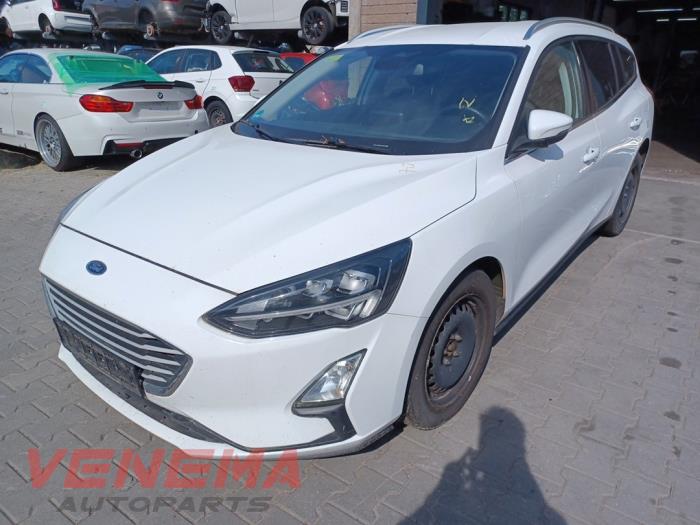 Ford Focus 4 Wagon 1.5 EcoBlue 120  (Épave)