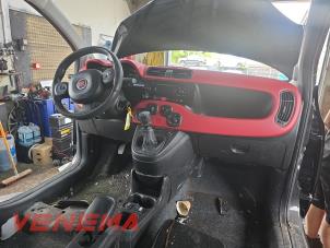 Fiat Panda 0.9 TwinAir Turbo 85 Épave (2012, NERO)