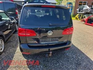 Volkswagen Touran 1.6 TDI 16V Vehículo de desguace (2011, Metálico)