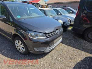 Volkswagen Touran 1.6 TDI 16V Vehículo de desguace (2011, Metálico)