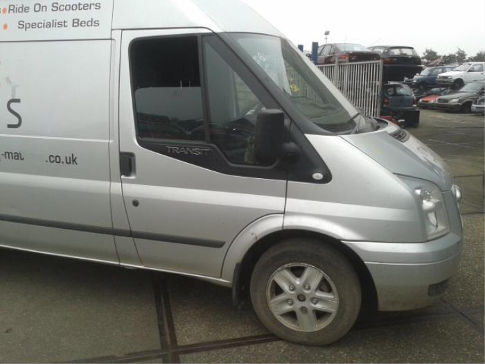 Ford Transit 2.2 TDCi 16V Euro 5 Épave (2012, Argenté)