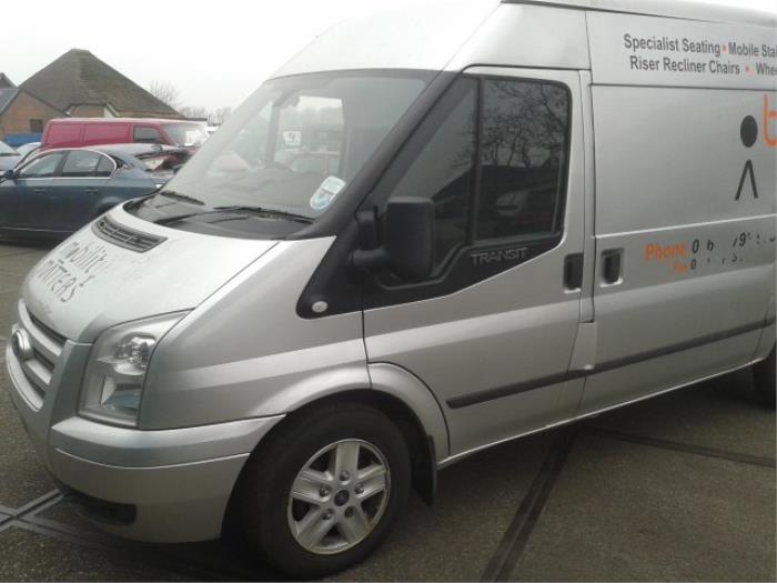 Ford Transit 2.2 TDCi 16V Euro 5 Épave (2012, Argenté)