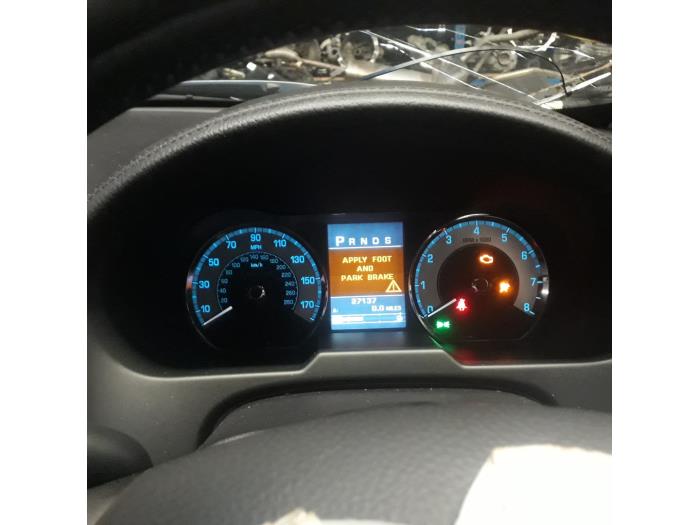 Jaguar XF Samochód złomowany (2010, Czerwony)