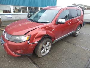 Mitsubishi Outlander Vehículo de desguace (2008, Rojo)