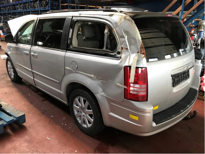 Chrysler Voyager Skrotfordon (2008, GRIJS)