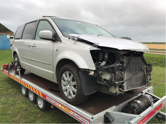Chrysler Voyager Skrotfordon (2008, GRIJS)