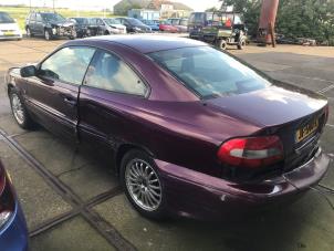 Volvo C70 2.0 T 20V Épave (2000, Violet)