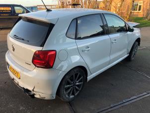 Volkswagen Polo V 1.0 TSI 12V BlueMotion Épave (2016, Blanc)