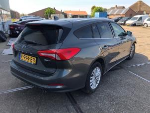 Ford Focus 4 Wagon 1.0 EcoBoost 12V Hybrid 125 Épave (2020, Gris)