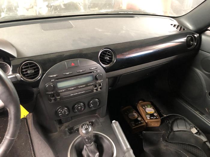 Mazda MX-5 1.8i 16V Épave (2006, Gris)