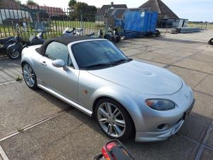 Mazda MX-5 1.8i 16V Épave (2006, Gris)