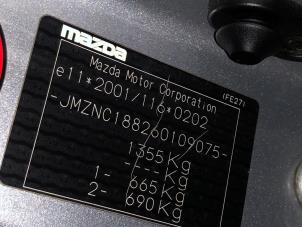 Mazda MX-5 1.8i 16V Épave (2006, Gris)