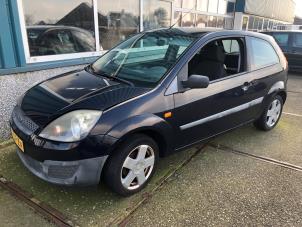 Ford Fiesta 5 1.3 Épave (2006, Bleu)