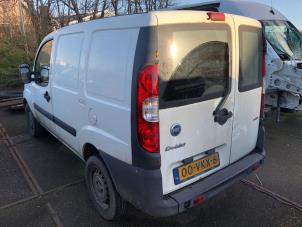 Fiat Doblo Épave (2007, Blanc)