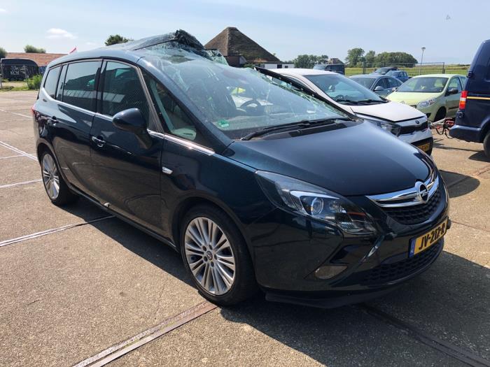 Opel Zafira Tourer 1.6 SIDI Eco Turbo 16V Schrottauto (2016, Grün)
