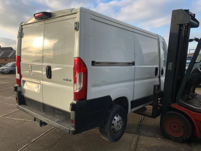 Peugeot Boxer 2.2 Blue HDi 140 Épave (2021, Blanc)