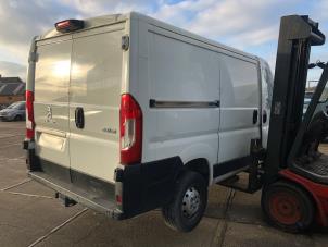 Peugeot Boxer 2.2 Blue HDi 140 Épave (2021, Blanc)