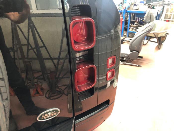 Landrover Defender Épave (2022, Noir)