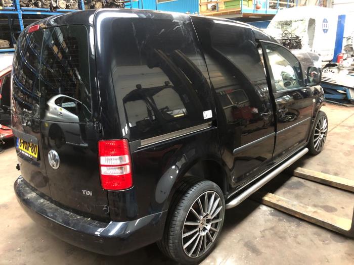 Volkswagen Caddy III 1.6 TDI 16V Skrotfordon (2012, ZWART)