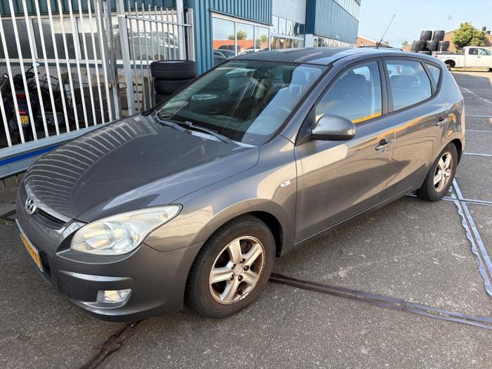Hyundai i30 1.6 CVVT 16V  (Épave)