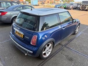 Mini Cooper Épave (2002, Bleu)