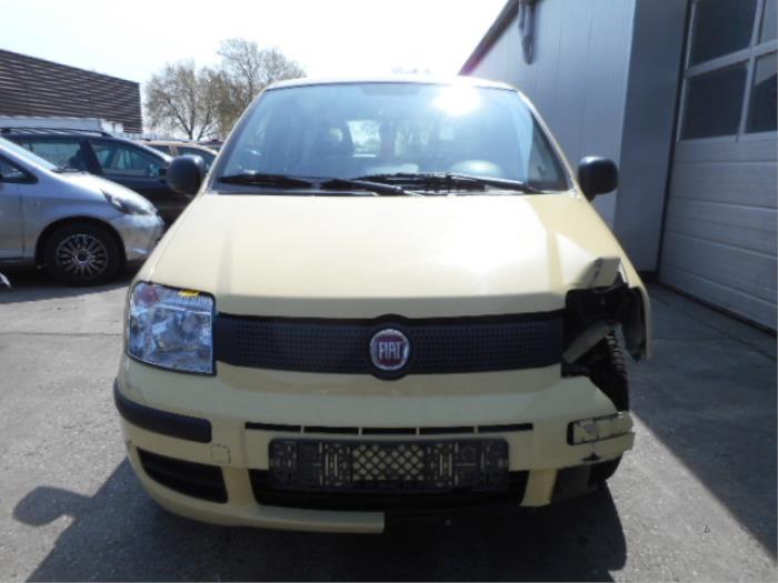 Fiat Panda 169 1 2 Classic Salvage Year Of Construction 11 Colour Yellow Proxyparts Com