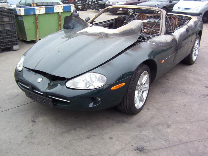 Jaguar XK 8 Convertible 4.0 V8 32V Salvage vehicle (1998, Green)
