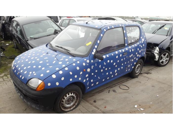 Fiat Seicento Salvage vehicle (1999, Blue)