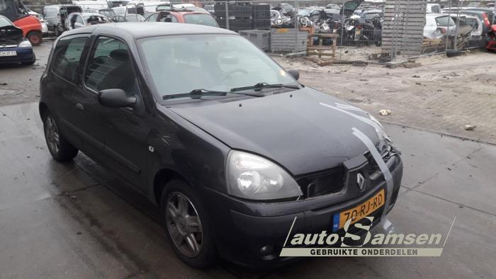 Renault Clio II 1.4 16V Salvage vehicle (2005, Black)