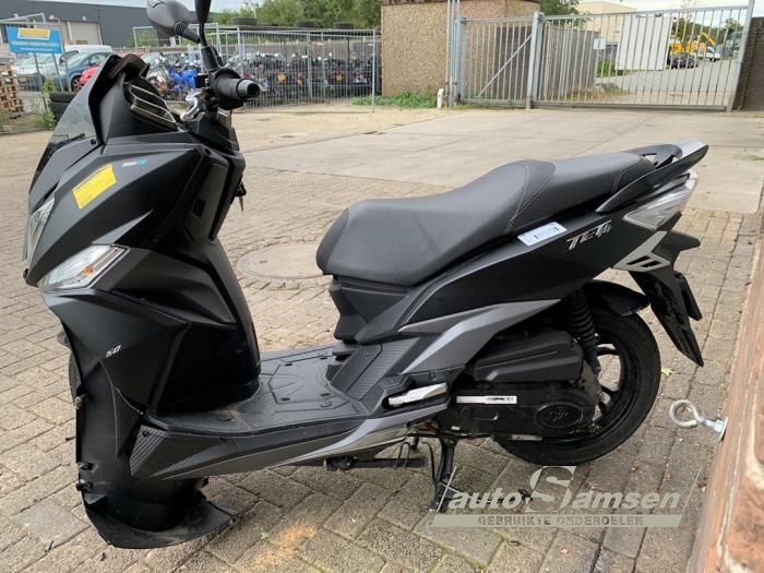 Sym Jet Scooter (Salvage vehicle, 2023, Granite) Auto Samsen B.V.