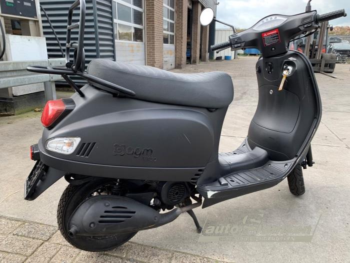 AGM VX50 Motorroller (Schrottauto, 2018, Granit)