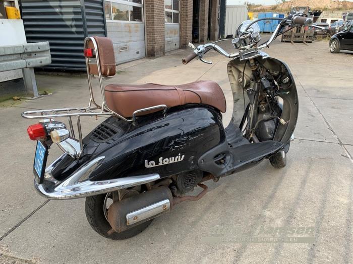 AGM Retro Scooter (Salvage vehicle, 2014, Granite)