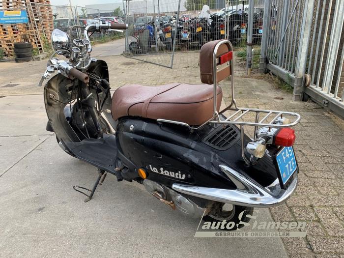 AGM Retro Scooter (Salvage vehicle, 2014, Granite)