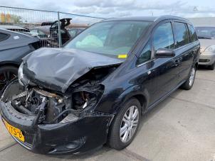 Opel Zafira 2.2 16V Direct Ecotec  (Damaged)