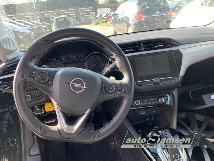 Opel Corsa F 1.2 Turbo 12V 100 Épave (2021, Noir)