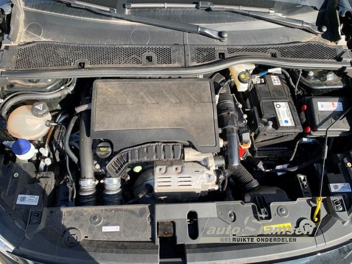 Opel Corsa F 1.2 Turbo 12V 100 Épave (2021, Noir)