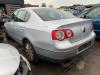 Volkswagen Passat 2.0 FSI 16V Vehículo de desguace (2006, Gris)