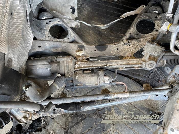 BMW 1 serie 116d 1.6 16V Efficient Dynamics Skrotfordon (2015, ZWART)