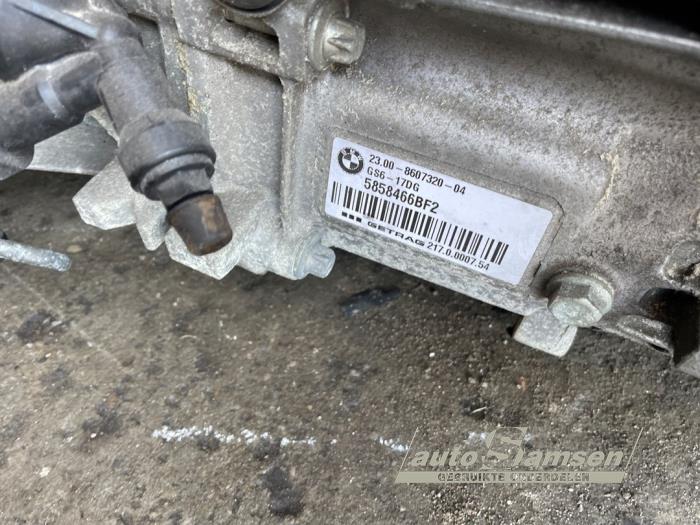 BMW 1 serie 116d 1.6 16V Efficient Dynamics Skrotfordon (2015, ZWART)