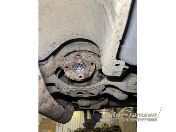 Toyota RAV4 2.0 16V VVT-i 4x4 Épave (2004, Gris)