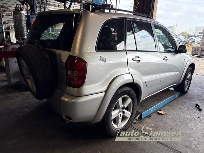 Toyota RAV4 2.0 16V VVT-i 4x4 Épave (2004, Gris)