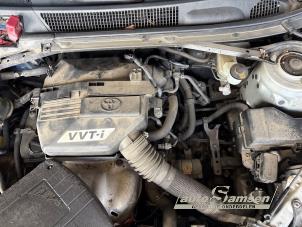 Toyota RAV4 2.0 16V VVT-i 4x4 Épave (2004, Gris)