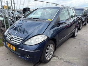 Mercedes A 2.0 A-200 5-Drs.  (Accidentée)